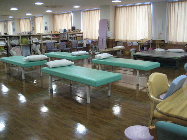 医療法人社団 星晶会 あおい病院（常勤） の作業療法士求人メイン写真2