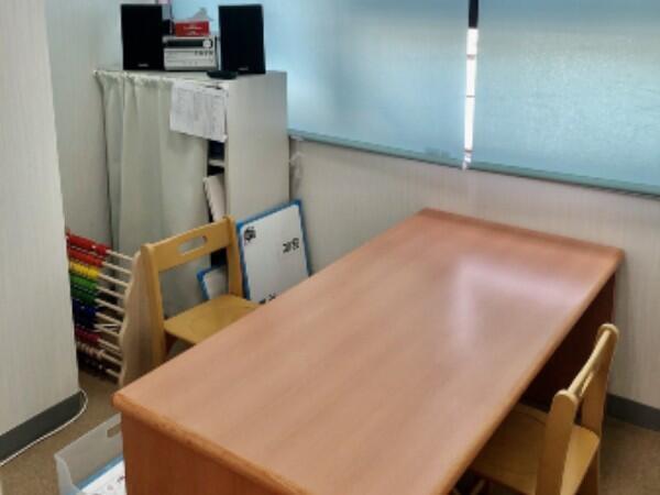 コペルプラス新川崎教室（児童指導員/常勤）の保育士求人メイン写真2