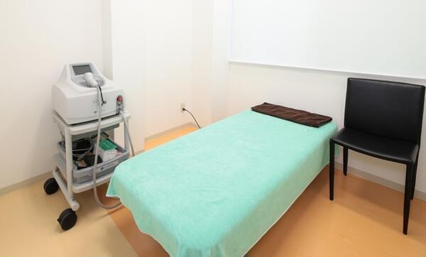 皮膚科生駒熊本クリニック（常勤）の看護師求人メイン写真5