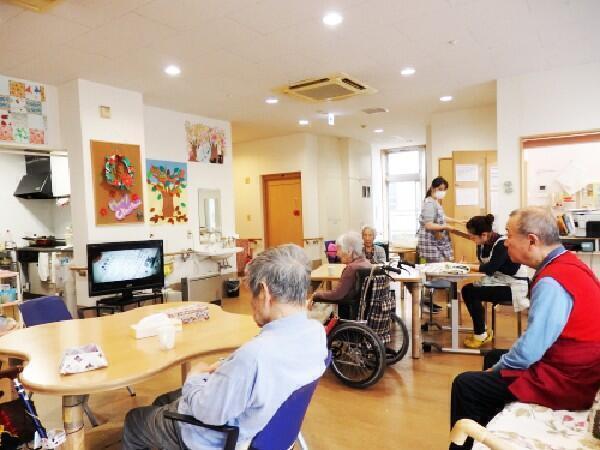 小規模多機能型居宅介護事業所 こすずめの里（常勤）の介護職求人メイン写真2