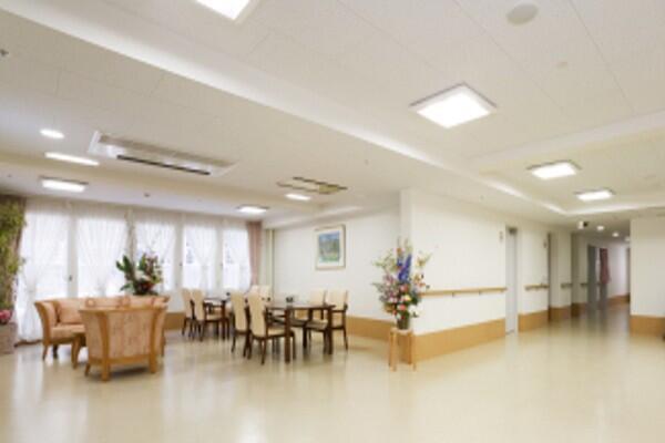 介護付有料老人ホーム　ケアメゾン山鼻２号館（常勤）の介護職求人メイン写真2