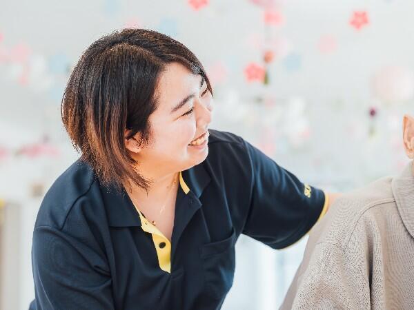 有料老人ホームあおい元町館（パート）の介護福祉士求人メイン写真3