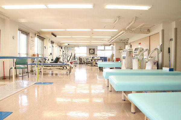 医療法人勝又 坂本病院（常勤）の言語聴覚士求人メイン写真2