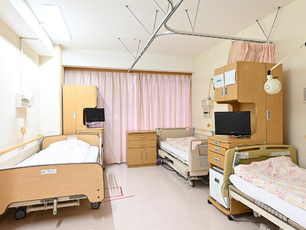 苑田会ニューロリハビリテーション病院（常勤）の看護師求人メイン写真2