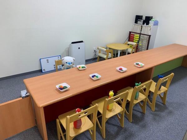 コペルプラス東神奈川教室（児童指導員/常勤）の保育士求人メイン写真2