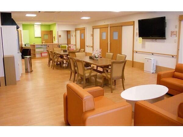 住宅型有料老人ホーム かとれあ（常勤）の介護福祉士求人メイン写真2