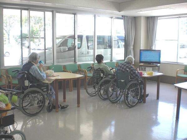 高知総合リハビリテーション病院（常勤）の介護福祉士求人メイン写真3