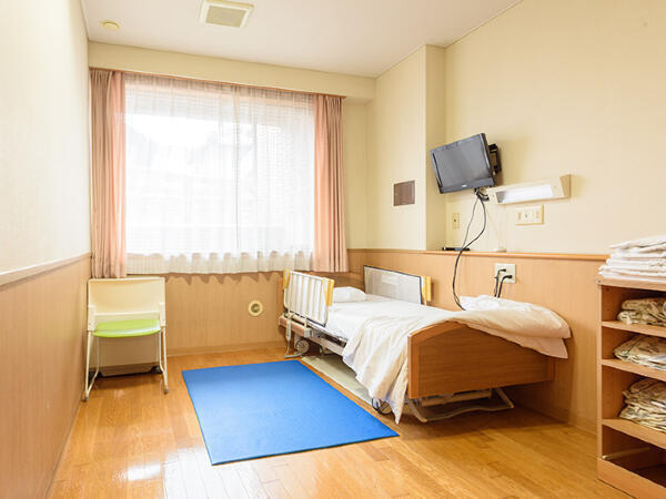 養神館病院（常勤）の看護助手求人メイン写真4