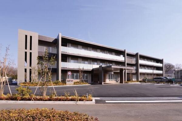 特別養護老人ホーム なみきロイヤルの園（常勤）の介護職求人の写真