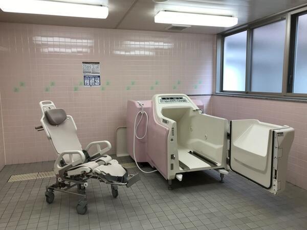 特別養護老人ホーム ロイヤルの園（パート）の介護職求人メイン写真5