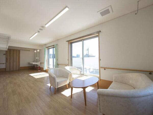 サービス付高齢者住宅 なないろの詩早田（常勤）の介護職求人メイン写真4