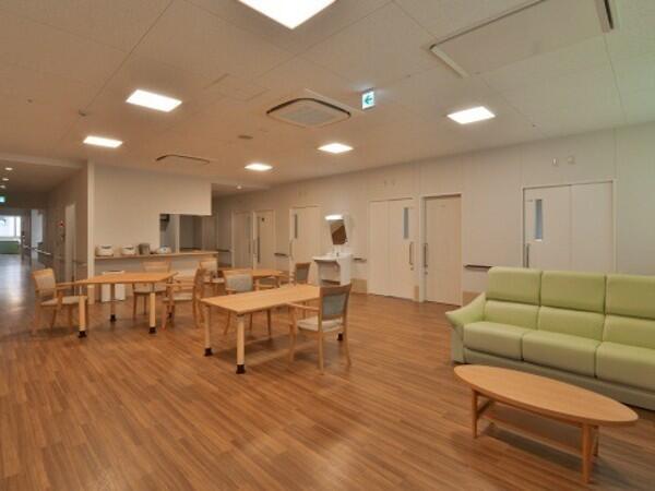 地域密着型特別養護老人ホーム　エイジトピア浅田（常勤）の介護職求人メイン写真4