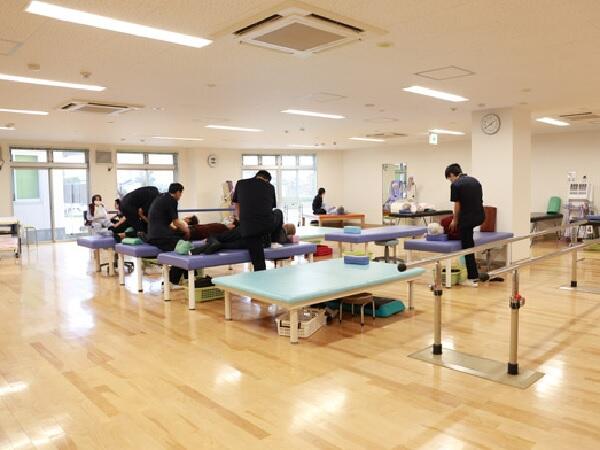 玄々堂高田病院（常勤）の理学療法士求人メイン写真2