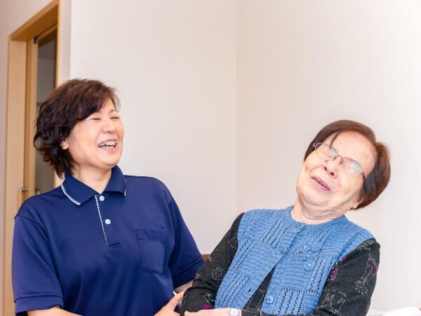 サービス付き高齢者向け住宅　リーブル和泉（パート）の介護職求人メイン写真2