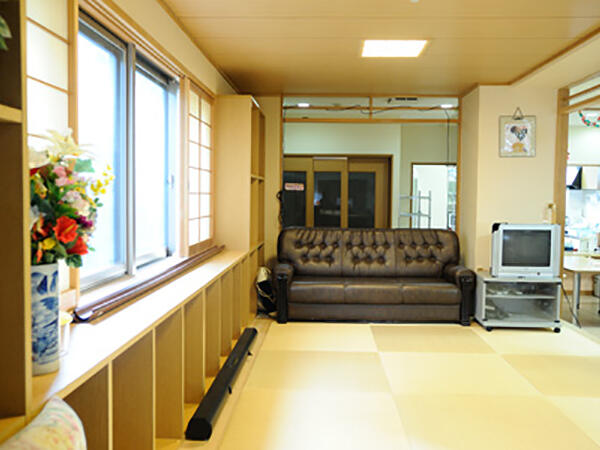 ヒューマンライフケア 八尾の湯（正社員）の准看護師求人メイン写真4