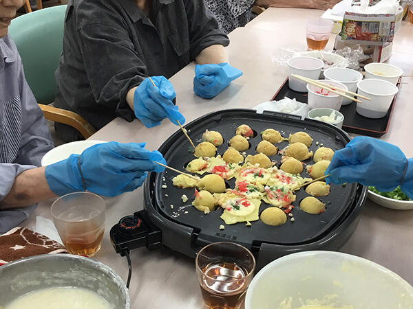 ヒューマンライフケア 甲子園の湯（パート）の准看護師求人メイン写真4