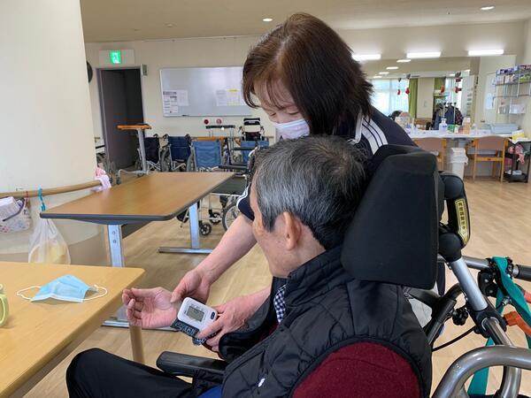 特別養護老人ホーム やすらぎの里（常勤）の介護福祉士求人メイン写真3