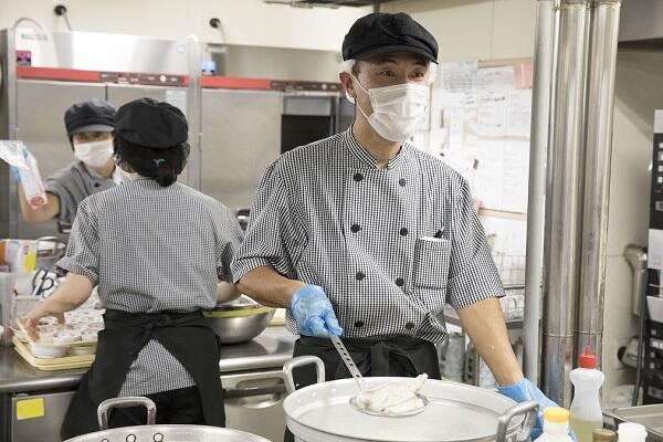 有料老人ホーム　エクセルシオール横浜阪東橋（常勤）の調理師/調理員求人メイン写真1