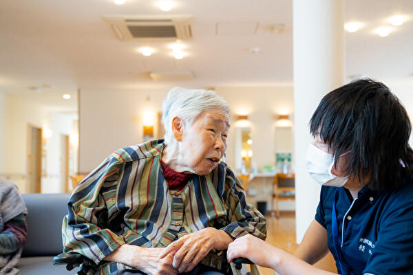 有料老人ホーム 桂の樹（常勤）の介護福祉士求人の写真