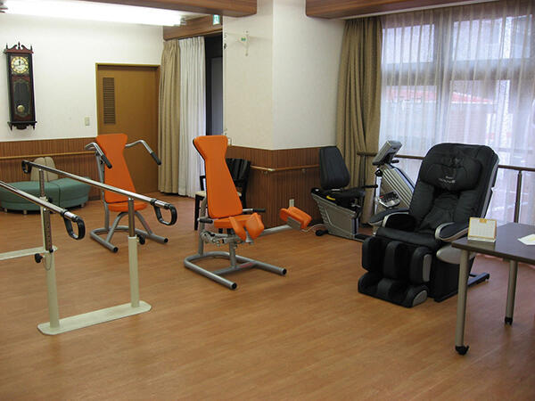 ヒューマンライフケア 板宿の湯（朝夕パート）の送迎ドライバー求人メイン写真3