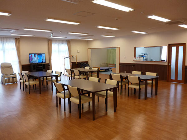 ヒューマンライフケア 河内長野の湯（実務者研修/パート）の介護職求人メイン写真3