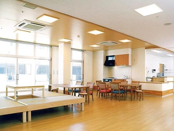 特別養護老人ホーム さざんか園（常勤）の介護福祉士求人メイン写真5