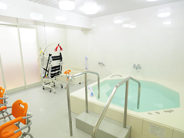 ヒューマンライフケア 星川（パート）の准看護師求人メイン写真4