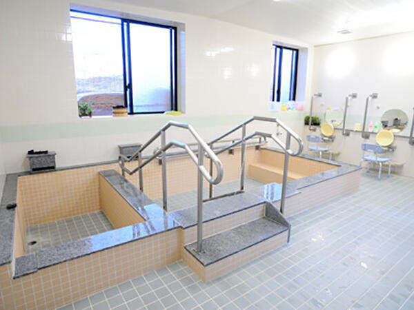 ヒューマンライフケア 南与野の湯（デイサービス）（パート）の介護福祉士求人メイン写真3