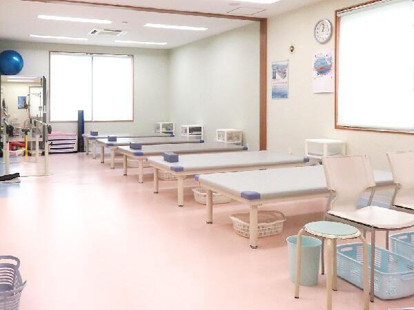 にしあらい整形外科（常勤）の理学療法士求人メイン写真2