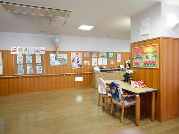 しんど老人保健施設（常勤） の准看護師求人メイン写真5