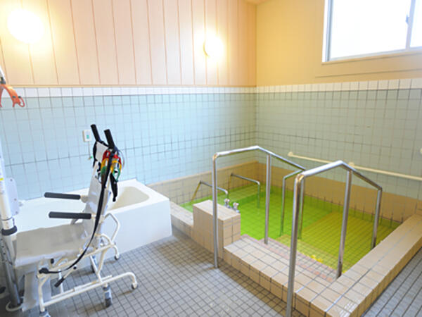 ヒューマンライフケア 大東の湯（正社員）の介護福祉士求人メイン写真2