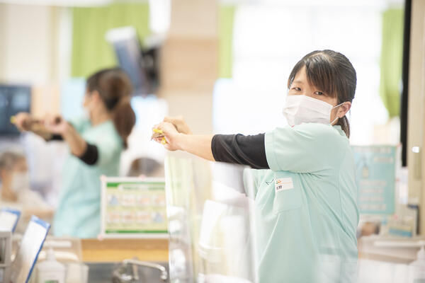 医）和光会 あっとほーむ城東デイサービスセンター（常勤）の介護職求人メイン写真3