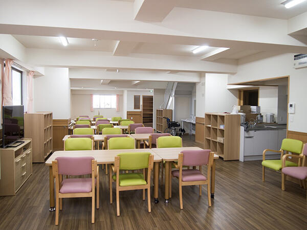 ヒューマンライフケア 鶴の湯（デイサービス）（生活相談員/正社員）の介護福祉士求人メイン写真3