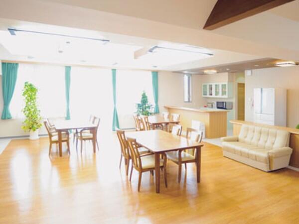 特定施設 さくら（常勤）の介護福祉士求人メイン写真4