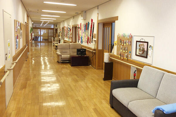 京都市修徳特別養護老人ホーム（常勤）の介護職求人メイン写真2