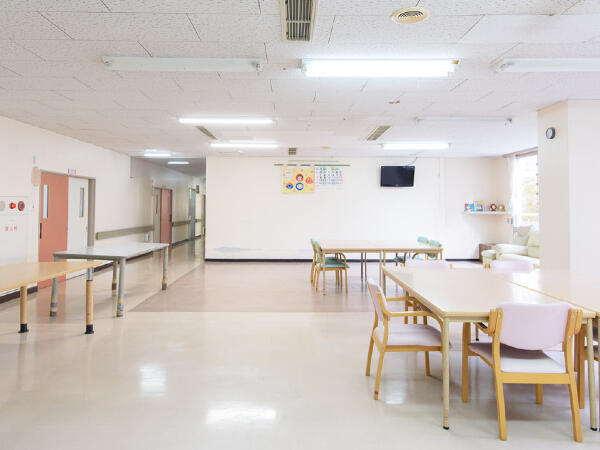 横山記念病院（常勤）の介護職求人メイン写真4