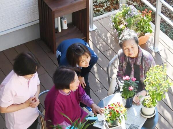 デイサービス リハスクエア覚王山(常勤) の介護福祉士求人の写真