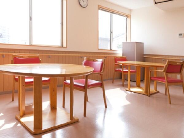 有料老人ホーム 里庵（常勤）の介護職求人の写真