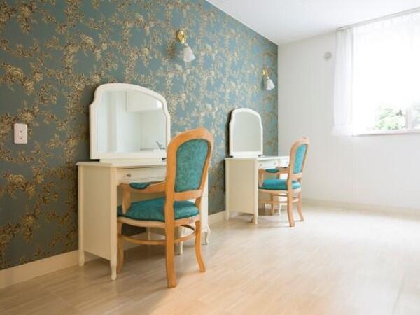 介護付有料老人ホーム ペリデアネックス（常勤）の介護職求人メイン写真3