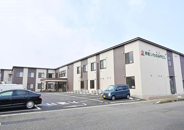 サービス付き高齢者向け住宅夢眠いちのみやにし（生活相談員/常勤）の社会福祉士求人の写真