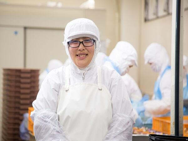 ロンドフードサービス(株) 淀工場（工場長・副工場長候補/常勤）の調理補助求人の写真