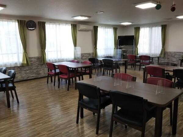 ウェルライフヴィラ富沢西【あおいケア富沢西】（パート）の介護福祉士求人メイン写真2