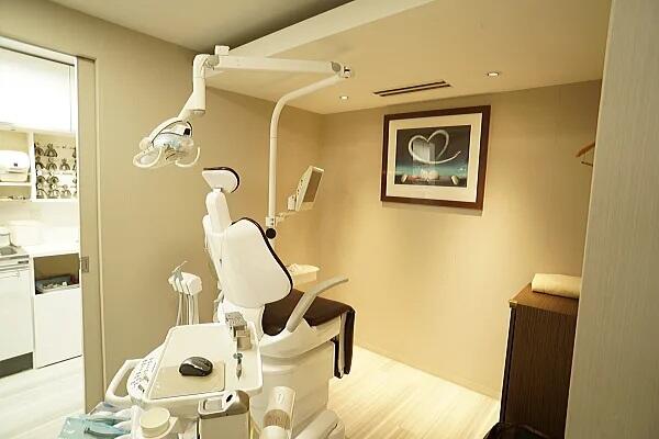 南青山デンタルクリニック（常勤）の歯科助手求人メイン写真3