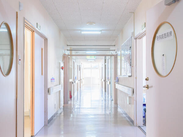 医療法人緑心会　横山記念病院（常勤）の看護助手求人メイン写真3