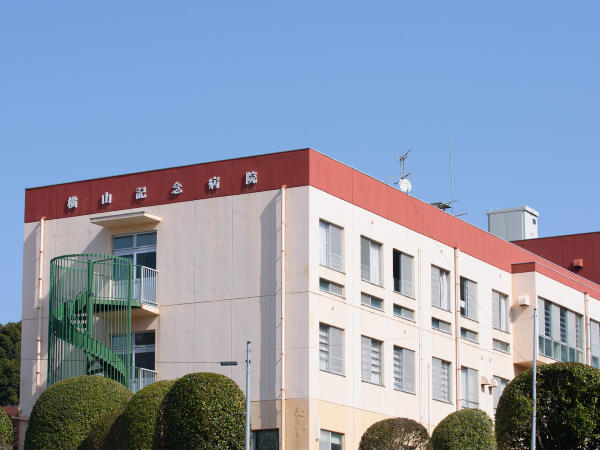 横山記念病院（常勤）の介護職求人メイン写真1