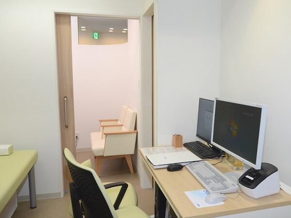 つつじヶ丘ホームドクタークリニック（常勤）の医療事務求人の写真