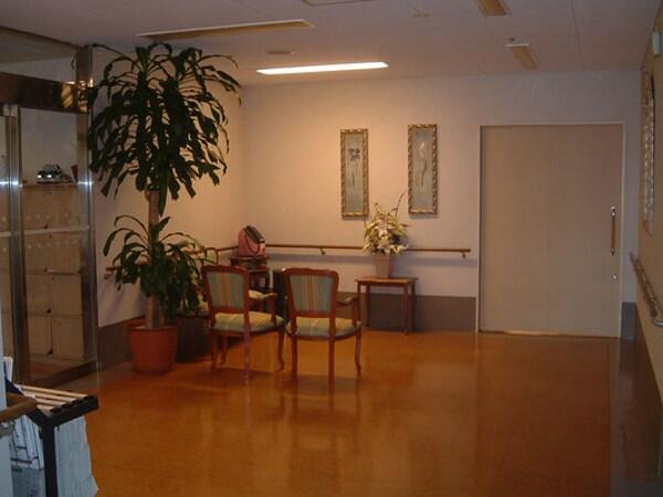 有料老人ホーム青空（常勤）の介護福祉士求人メイン写真3