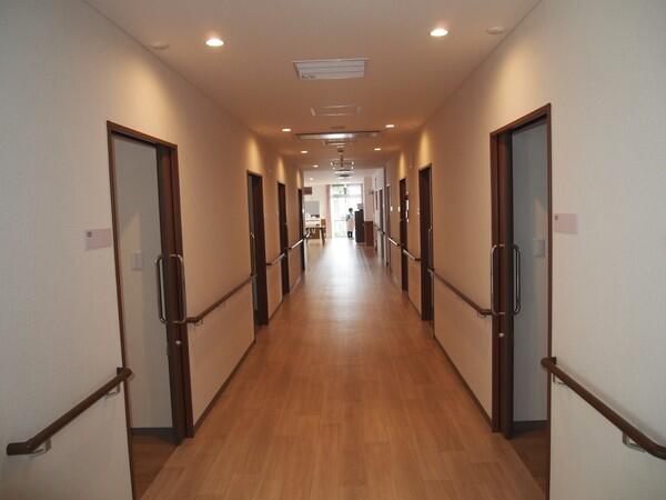 住宅型有料老人ホーム グループリビングアリスの家 椿峰館（パート）の介護職求人メイン写真4