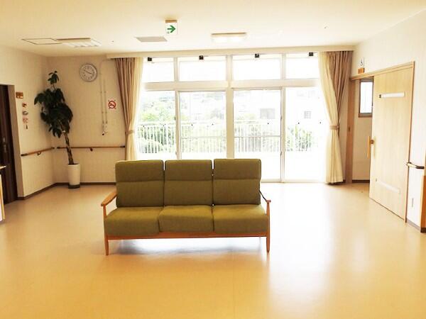 住宅型有料老人ホーム　わくわくホーム沖縄（常勤）の介護福祉士求人メイン写真2