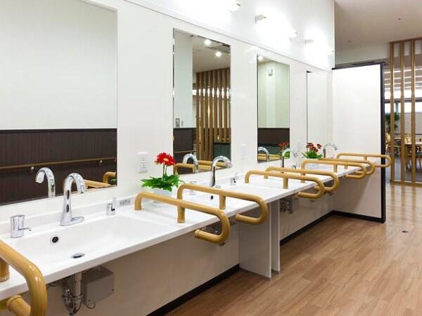 あっぷる介護付有料老人ホーム（フルタイムパート）の介護福祉士求人メイン写真3